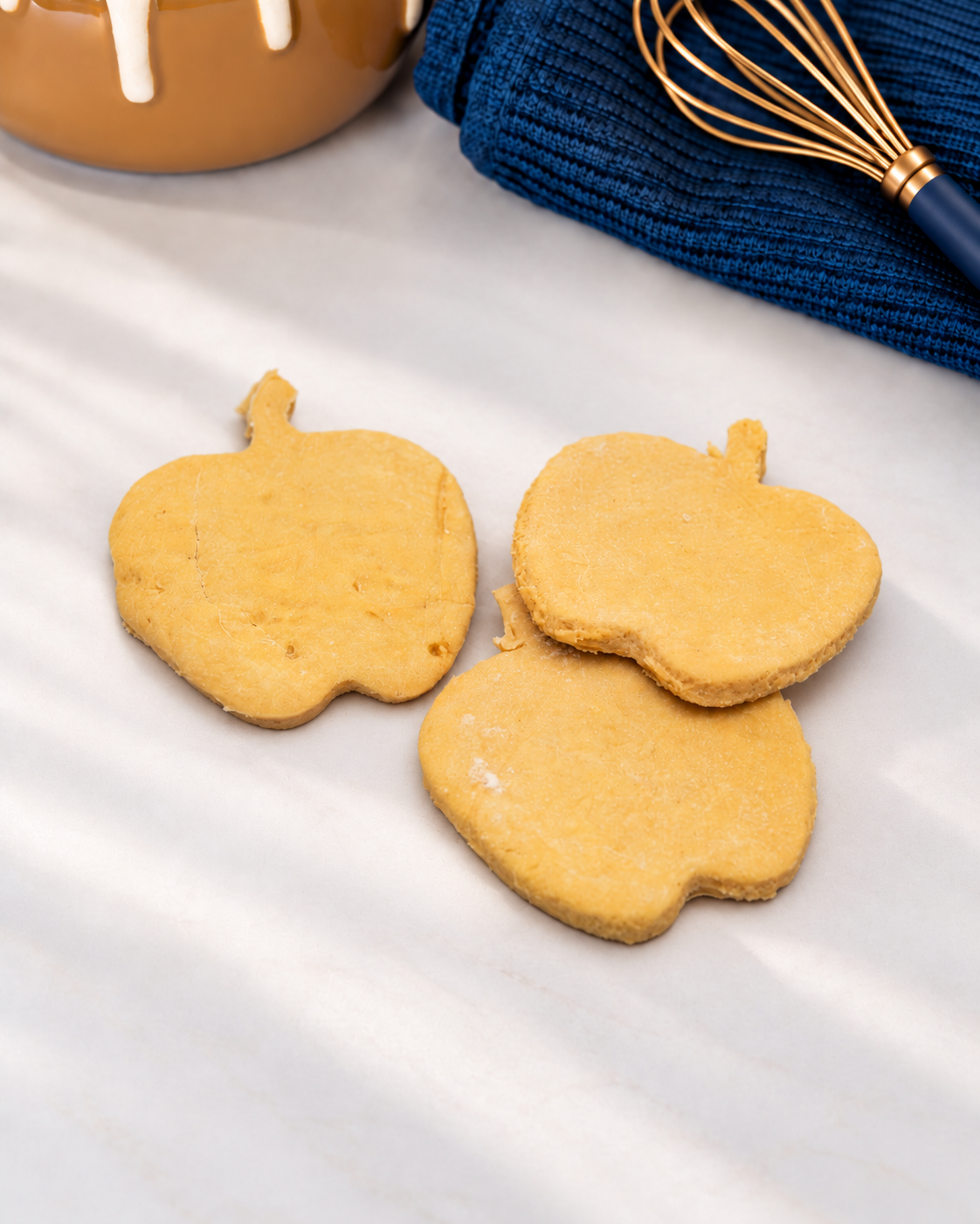 Apple Crunch Dog Treats - Wholesale Snack Packs & 100g Packs